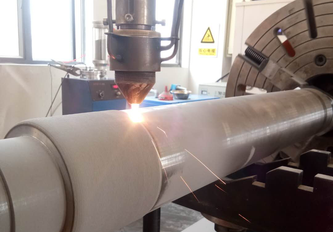  High-speed laser cladding of coal machine cylinder